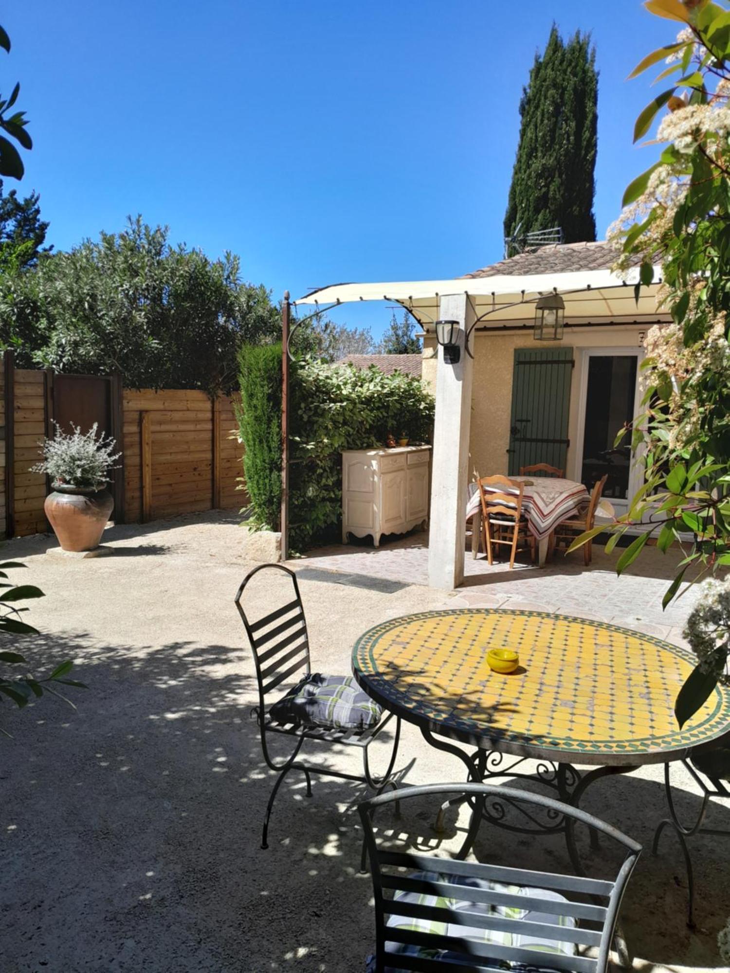 Le Mazet De Louise Apartment Saint-Remy-de-Provence Exterior photo